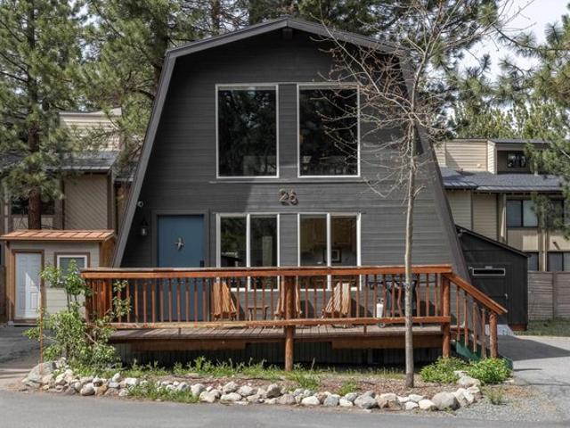 House for sale in Mammoth Lakes, California