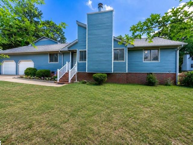 House for sale in Clinton, South Carolina