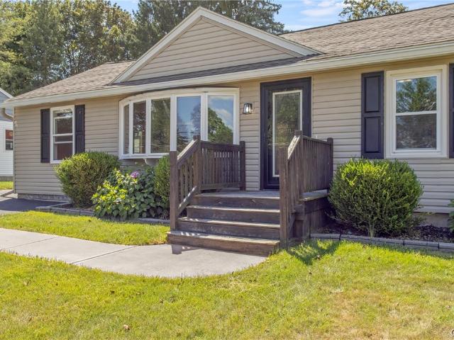 House for sale in Camillus, New York