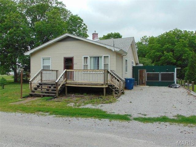 House for sale in Vergennes, Illinois
