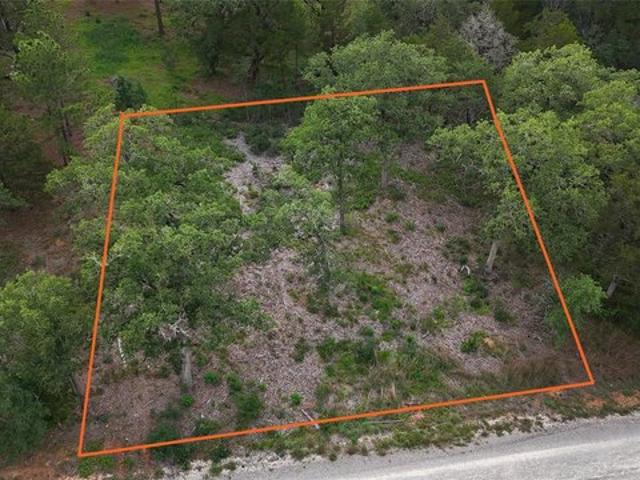 Land for sale in Smithville, Texas