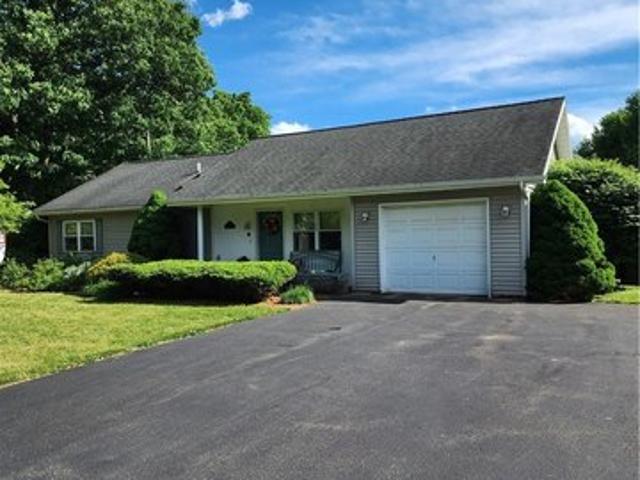 House for sale in Ward 6, City of Cortland