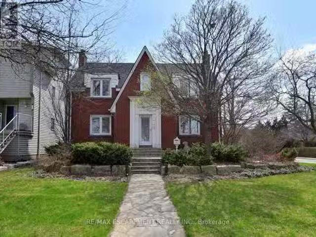 House for sale in Ancaster, Ontario