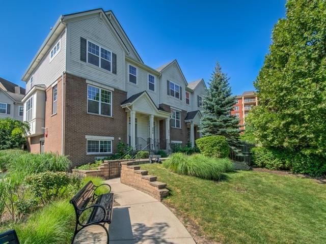 Townhouse for sale in Morton Grove, Illinois