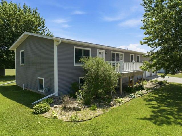 House for sale in Sumner, Iowa