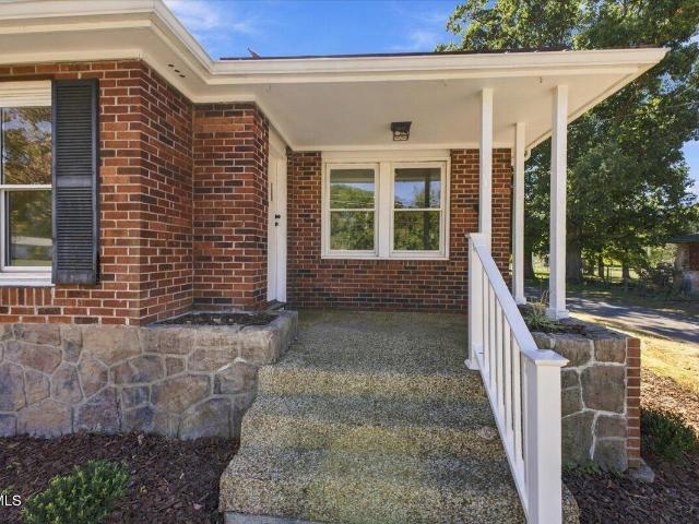 House for sale in Braemar, Hampton