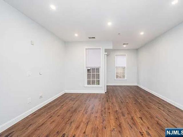 Condo for sale in Hudson, New Jersey