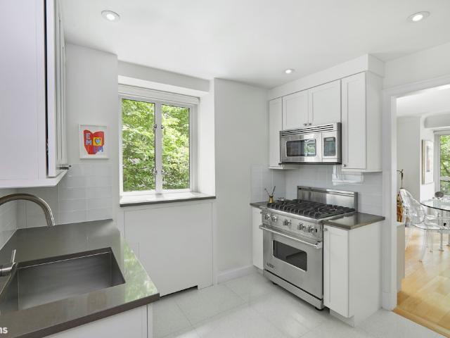 Condo for sale in Arverne, New York