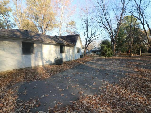 Commercial for sale in Herrin, Illinois