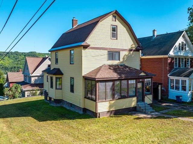 House for sale in Houghton, Michigan