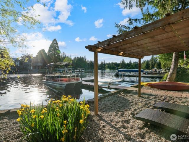 House for sale in Shelton, Washington