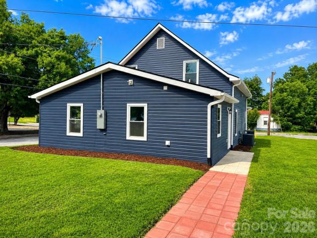 House for sale in Morganton, Burke County
