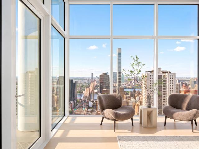 Condo for sale in Manhattan Community Board 6, New York