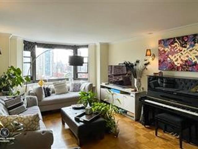 Condo for sale in Arverne, New York