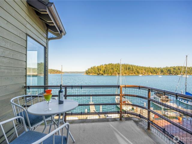 Condo for sale in Friday Harbor, Washington