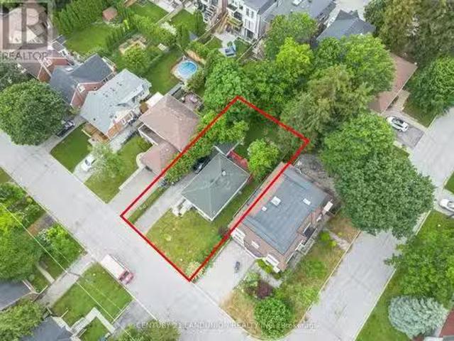 House for sale in Willowdale, Toronto