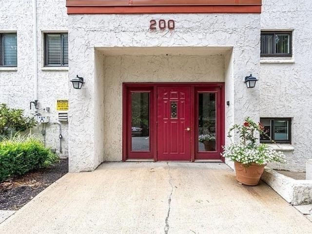 Condo for sale in Stoneham, Middlesex County