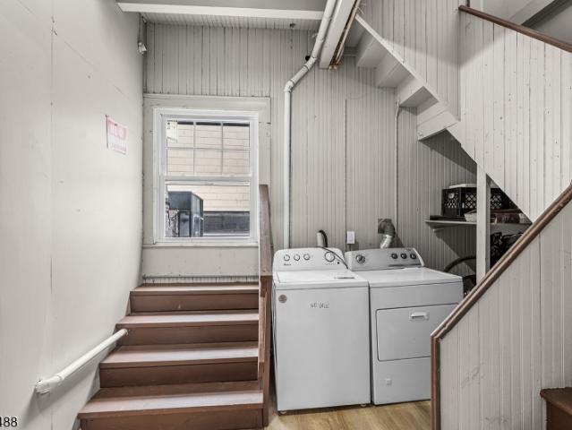 Commercial for sale in Newark, New Jersey
