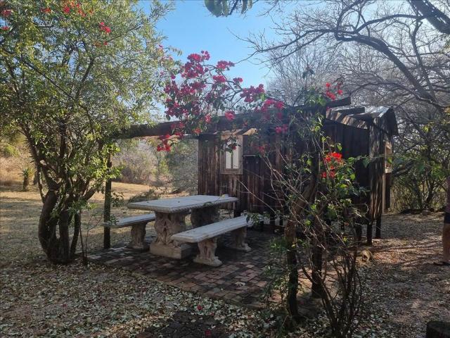 Farm for sale in Hartbeespoort Dam Nature Reserve, North West