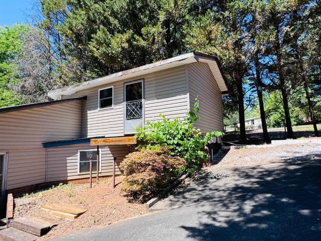 House for sale in Easley, South Carolina