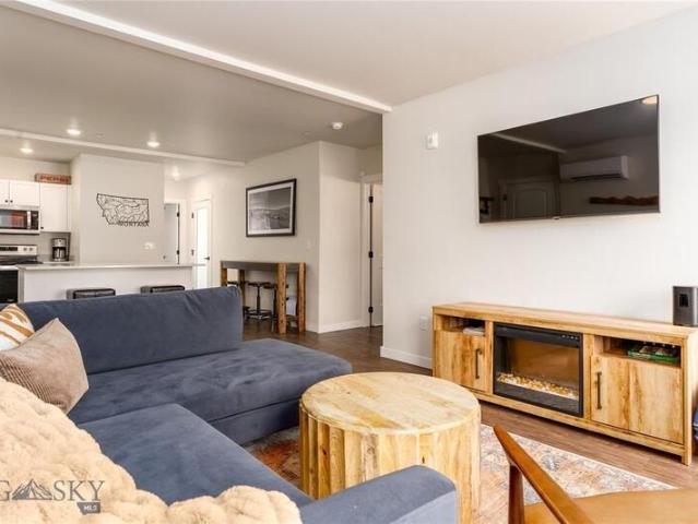 Condo for sale in Anaconda