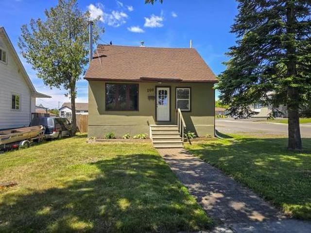 House for sale in Thunder Bay, Ontario