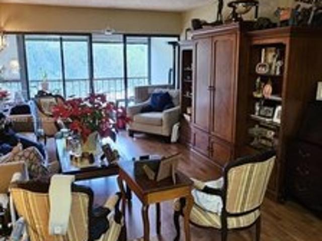 Condo for sale in Weston, Florida