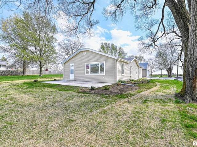 House for sale in East Peoria, Illinois
