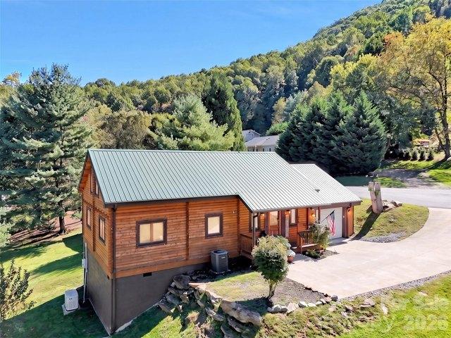 House for sale in Waynesville, Haywood County