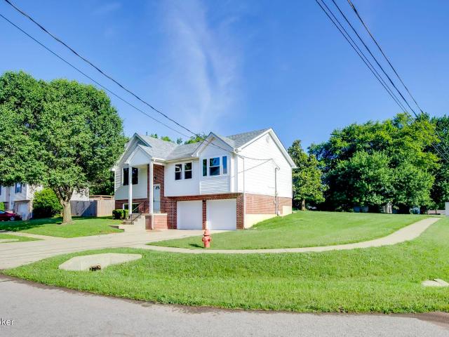 House for sale in Vine Grove, Kentucky