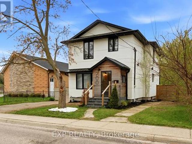 House for sale in Kitchener, Ontario