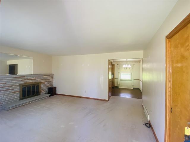 House for sale in Edinburg, Pennsylvania