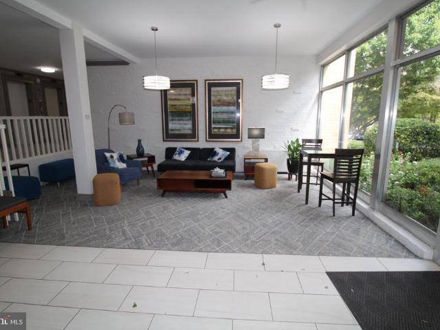 Condo for sale in Falls Church, Virginia