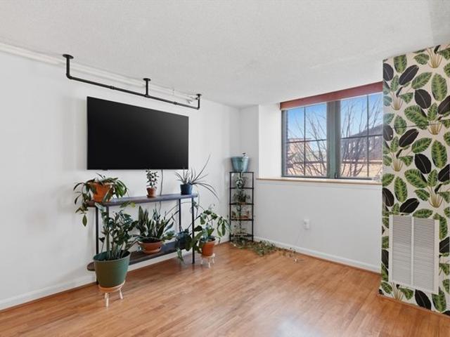Condo for sale in Lowell, Massachusetts