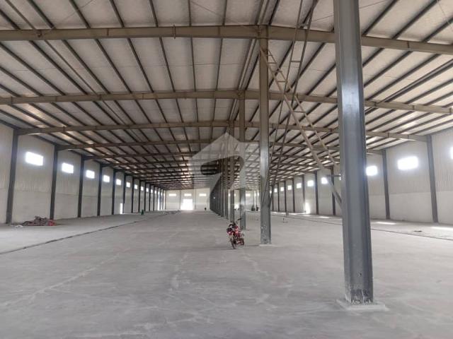 Commercial for sale in Faisalabad, Islamabad Capital Territory