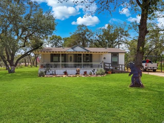 House for sale in Poteet, Texas