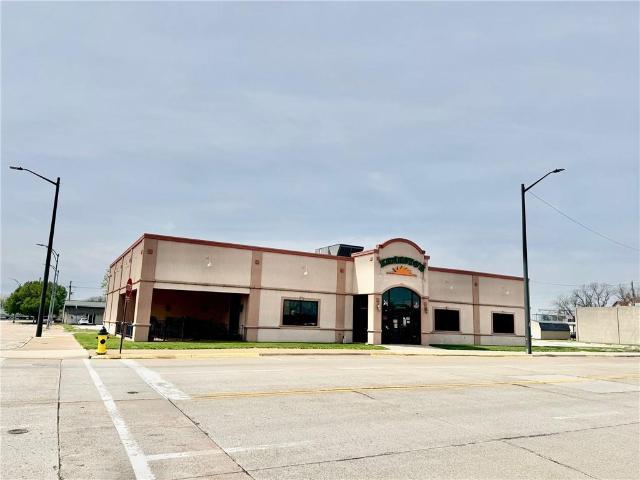 Commercial for sale in Parsons