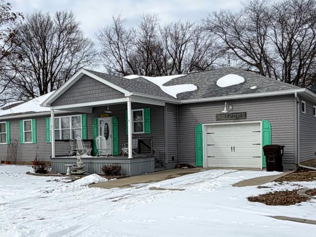 House for sale in Kenney, Illinois