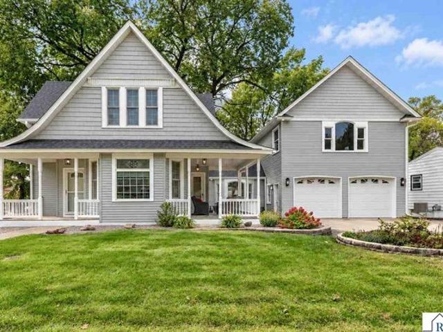 House for sale in Le Center, Le Sueur County