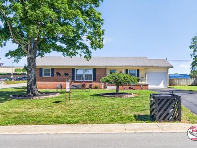 House for sale in Albany, Kentucky