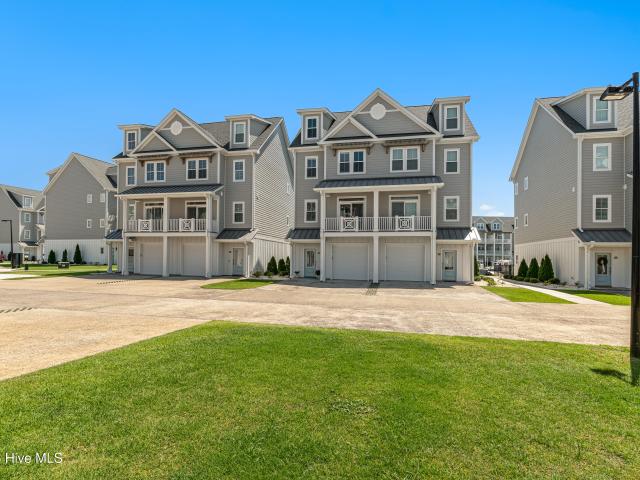 Townhouse for sale in Morehead City, North Carolina
