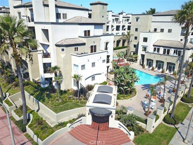 Condo for sale in Huntington Beach, California