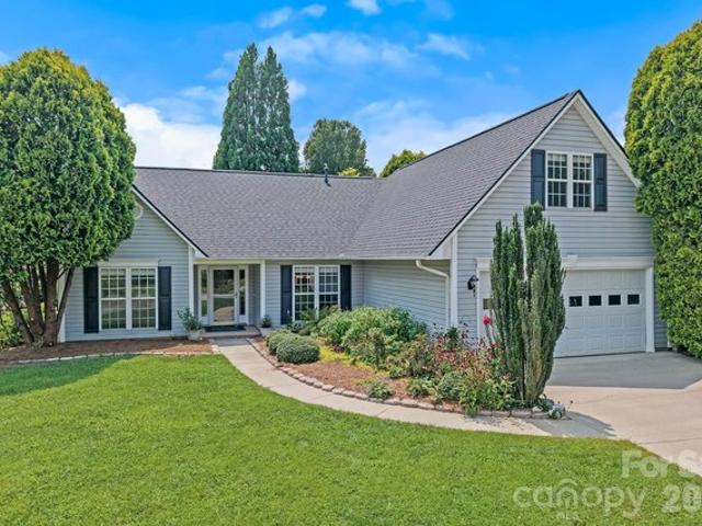 House for sale in Fletcher, North Carolina