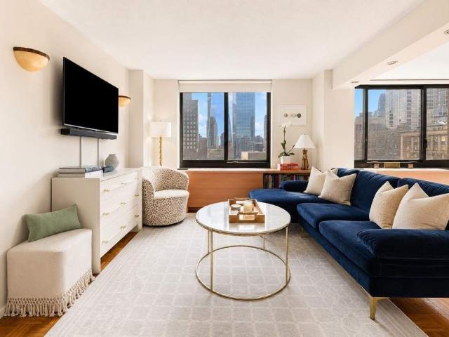 Condo for sale in Arverne, New York