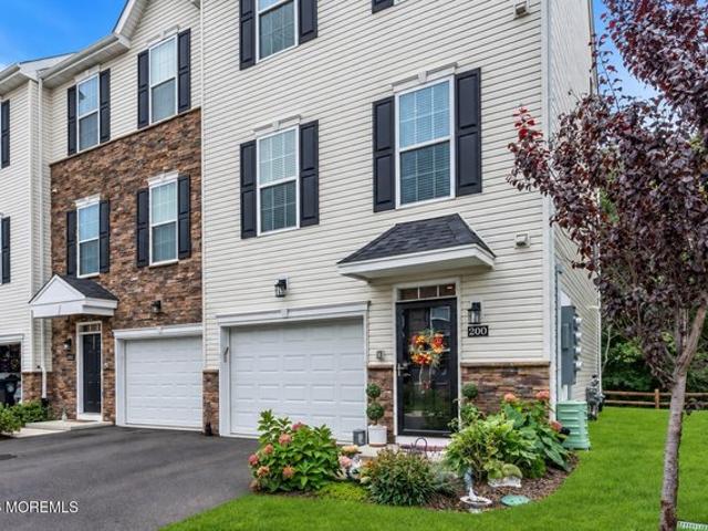 Townhouse for sale in Brick, New Jersey