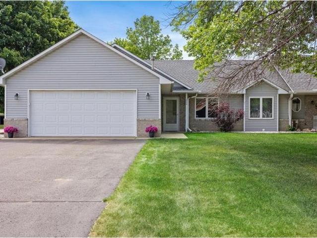 House for sale in Isanti, Minnesota