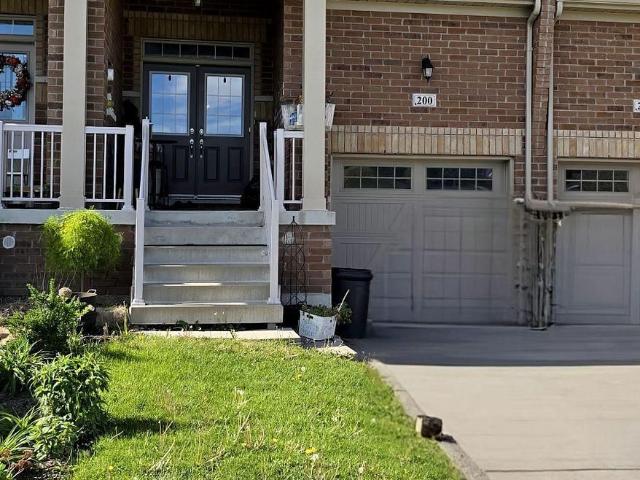 Townhouse for rent in Woburn, Ontario