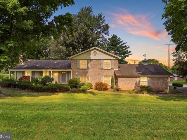 House for sale in Mount Wolf, Pennsylvania