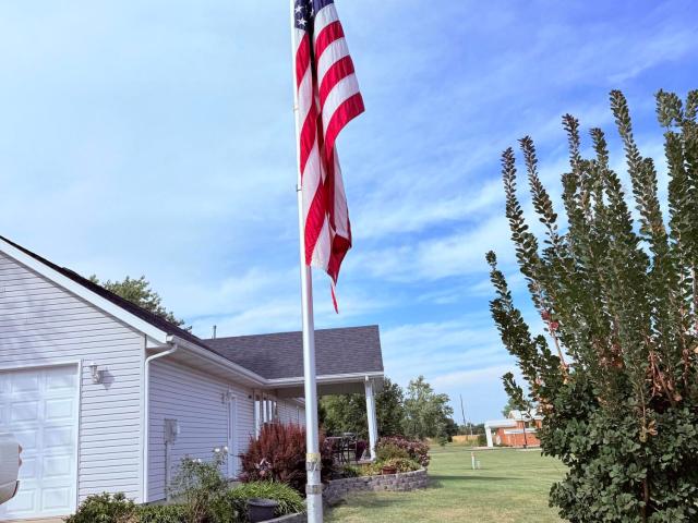 House for sale in Montgomery City, Montgomery County