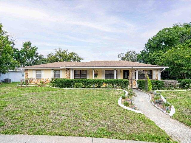 House for sale in Minneola, Florida
